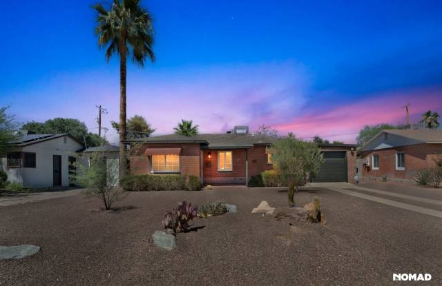 Charming 2BR House in Phoenix photos photos