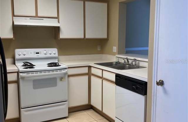 2215 CYPRESS KNEE LOOP Gallery 3