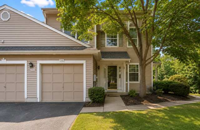 340 Danbury Court photos photos