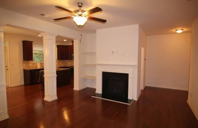 5850 Vinyard Lane Gallery 4