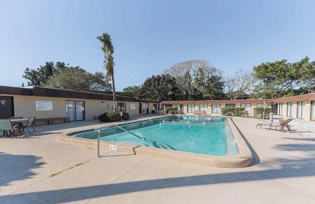 205 Palmetto Avenue  - 410 photos photos