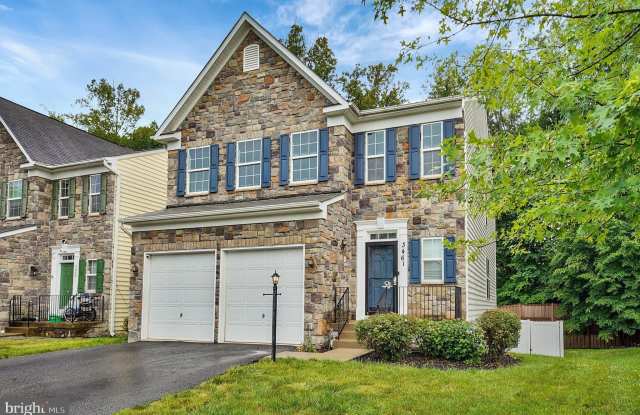 3461 EAGLE RIDGE Drive Gallery 3