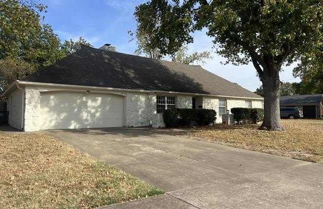 1751 E 59th Place photos photos