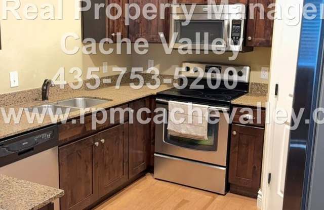 3 bedroom townhome in Stovehaven! photos photos