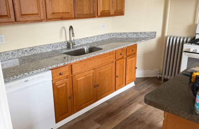 15-17 Railroad Square photos photos