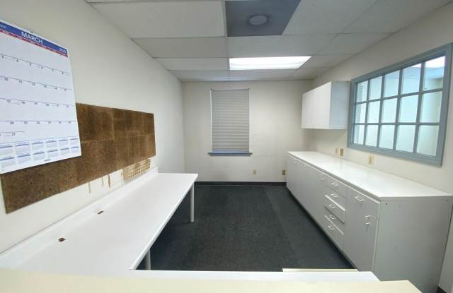 6080 FRANCONIA Road Gallery 3