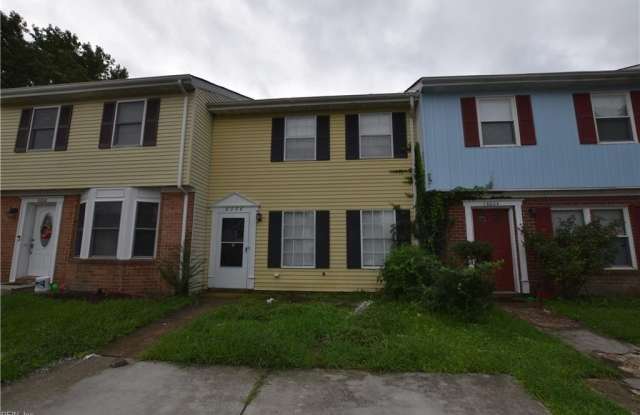 6006 Edgelake Drive Gallery 1