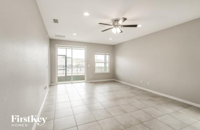 8256 Cape Fox Drive Gallery 2
