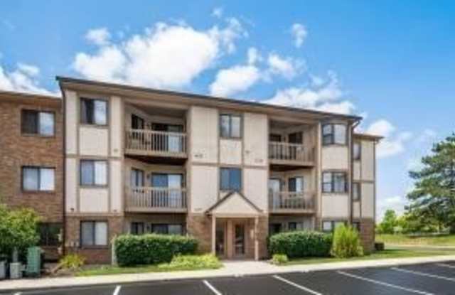 2196 Hedgerow Road photos photos