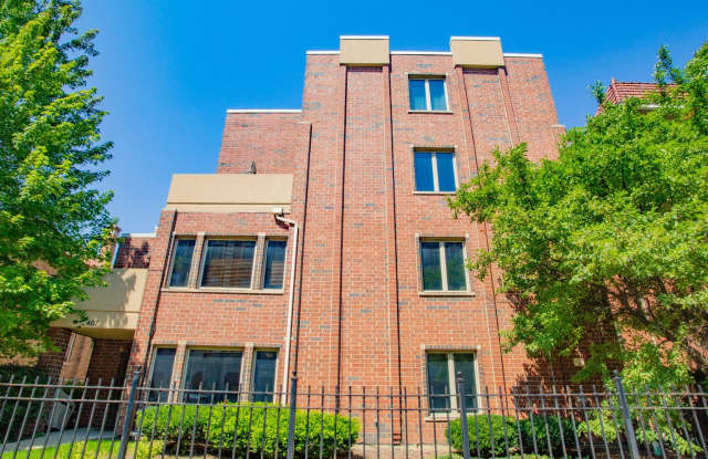 407 S Oak Park Avenue - 407 South Oak Park Avenue, Oak Park, IL 60302