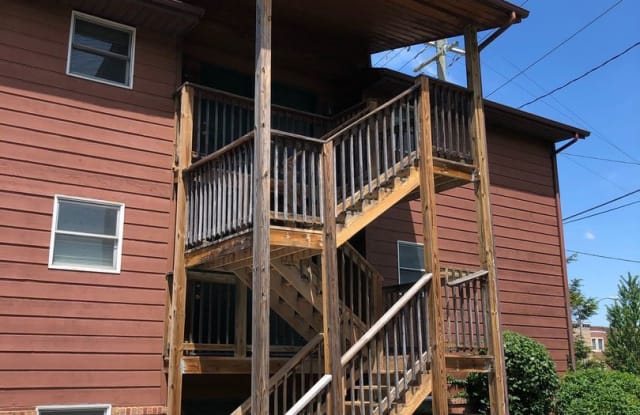 527 East Smith Avenue - 527 East Smith Avenue, Bloomington, IN 47401