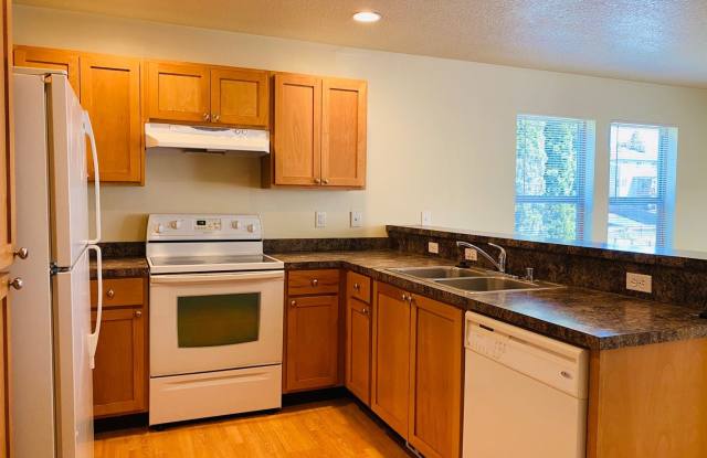 8115 NE 36th Ct Gallery 2