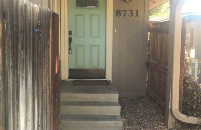 8731 E Roundtree Avenue Gallery 2