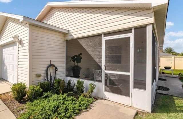 1037 RIDGEVILLE Road Gallery 3