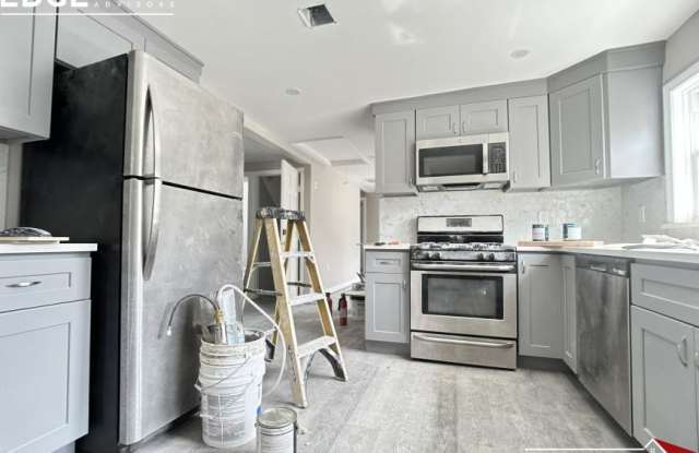 16 Long Ave. photos photos