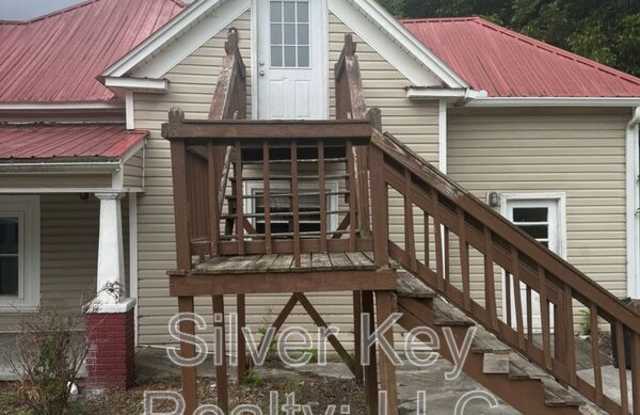 714 Washington Ave photos photos