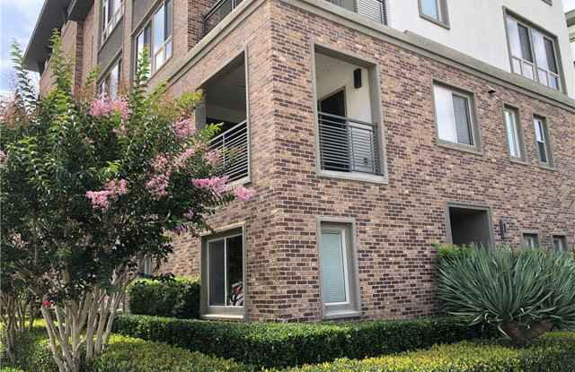 12705 Bluff Creek Drive Gallery 1