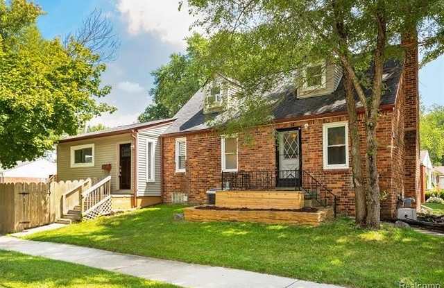 922 Butternut Avenue photos photos