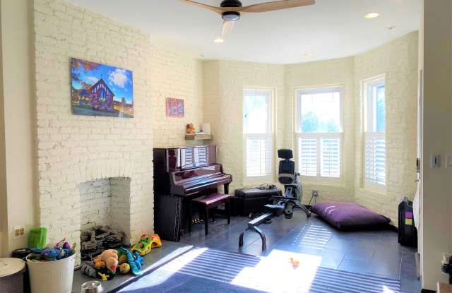 55 Rhode Island Ave NW Apt 1 Gallery 3