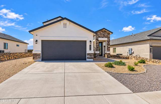7816 Enchanted Park Drive Gallery 3