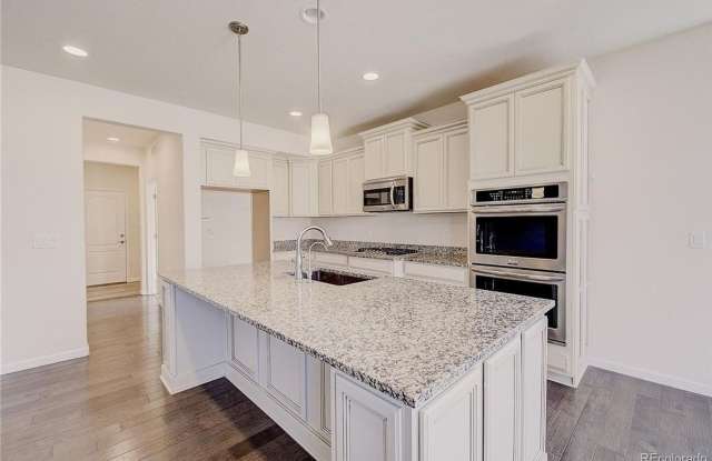 MOVE-IN SPECIAL - Spacious 5BR House in North Commerce City - 11475 Helena Street, Commerce City, CO 80022