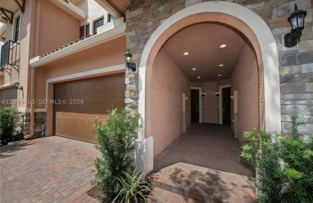 151 SW 127th Terrace Gallery 2