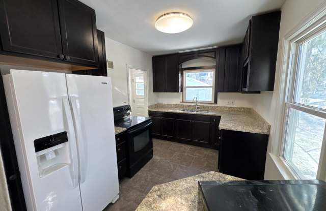 Single Family Home - GREAT Location - High End Finishes photos photos