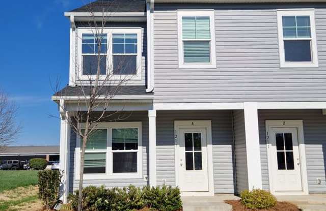 Brand New End-Unit Townhome | 3 BR/2.5BA | 1-Car Garage | Near Downtown Mooresville photos photos