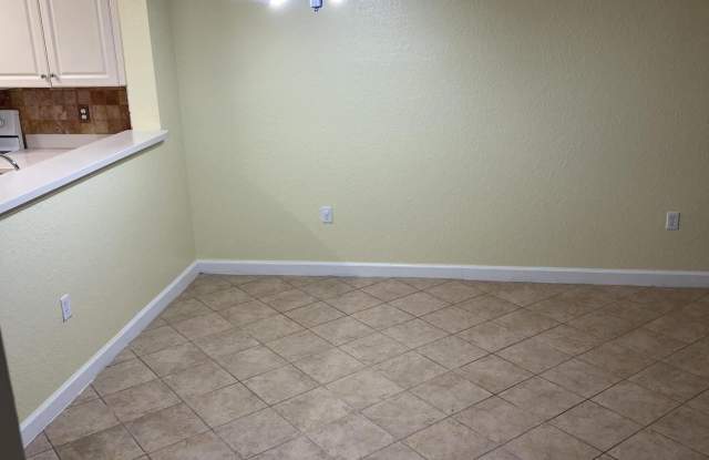 4113 NAPOLI LAKE Drive Gallery 3