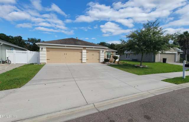 2735 WOODSDALE Drive Gallery 2