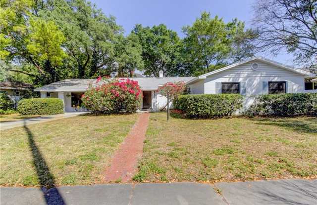 637 JAMAICA AVENUE - 637 Jamaica Avenue, Tampa, FL 33606