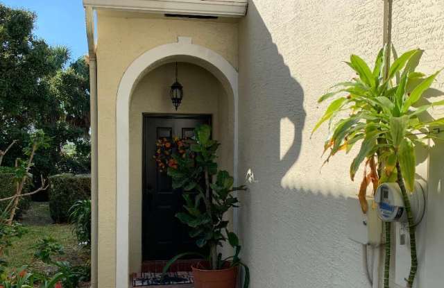 9157 Villa Palma Lane Gallery 3