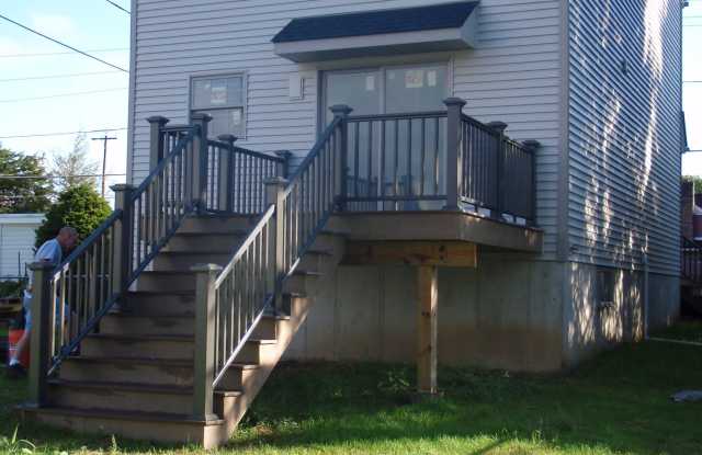 1796 Newport Avenue Gallery 2