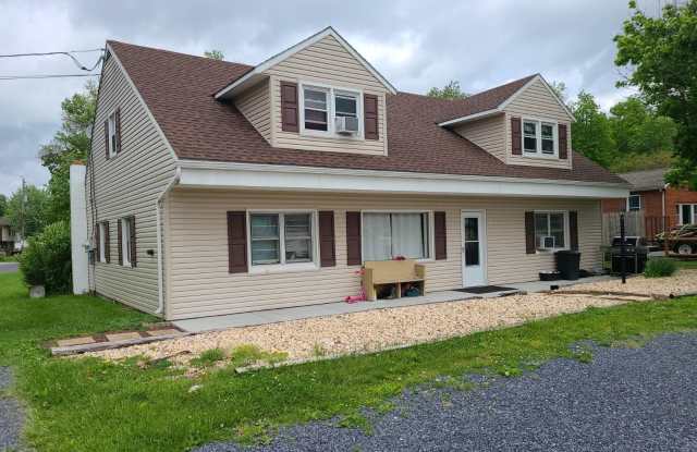 65 E HANOVER STREET photos photos