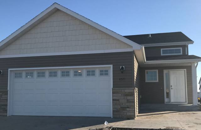 3 Bed 2. Bath Single Family Home photos photos