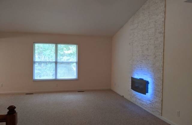 337 Westminster Dr Gallery 4