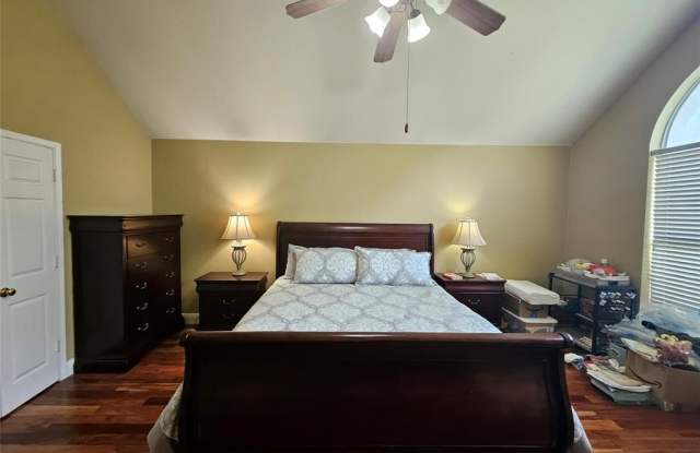 2813 Gulf Breeze Court Gallery 2