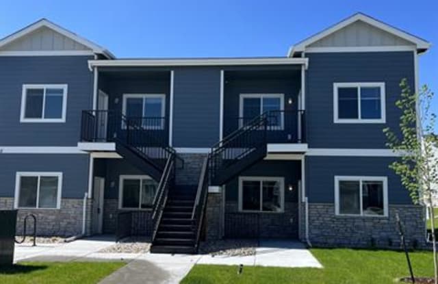 1405 Richard Martin Drive - 101 photos photos