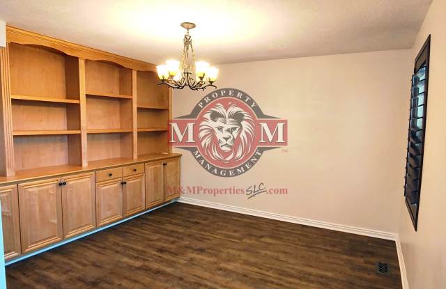 Beautiful 5 Bd 3.5 Ba Home w/Mother-In-Law Apt Gallery 4