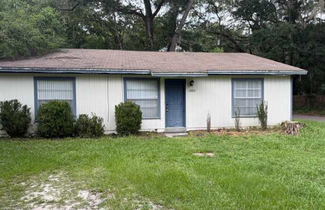 4/2 Corner Lot Home with Fenced Yard photos photos