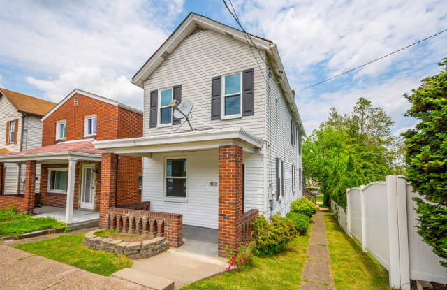 AVAILABLE APRIL 1ST, don't miss this BEAUTIFUL 3-Bedroom Home in Clairton! photos photos