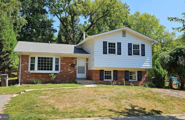 824 CABIN JOHN Parkway - 824 Cabin John Parkway, Rockville, MD 20852