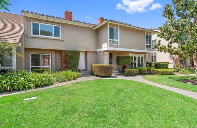 410 Vista Roma - 410 Vista Roma, Newport Beach, CA 92660