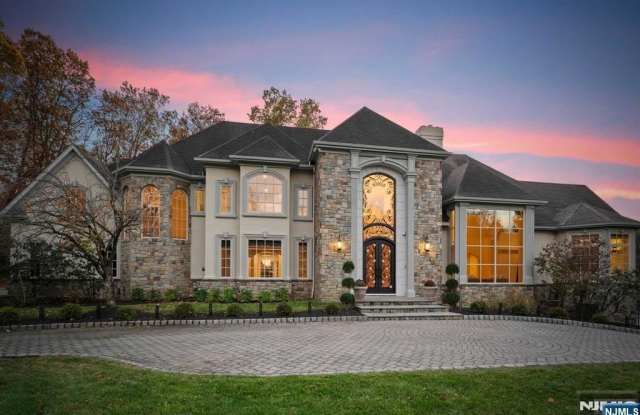 23 Hunter Ridge photos photos