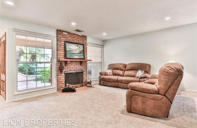 7722 RHINE DR Gallery 2