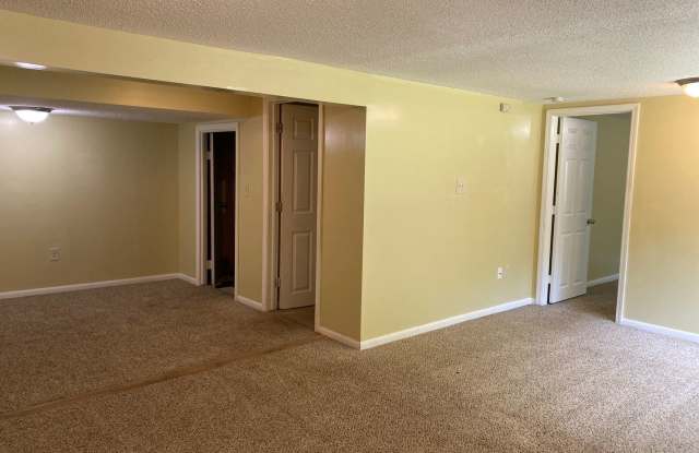 1400 Valley Drive Gallery 3