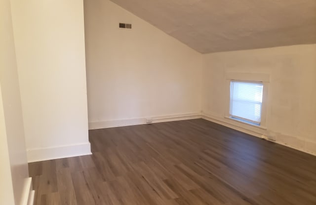 2518 Rowan St - 2518 Rowan Street, Louisville, KY 40212