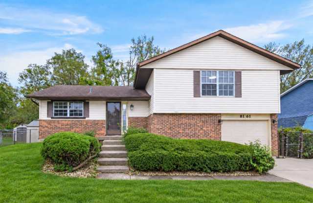 8161 W Orchard Drive Gallery 1
