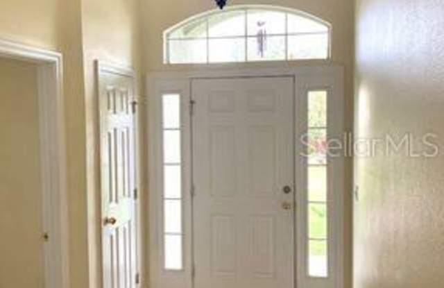 1512 ELOISE COURT Gallery 2