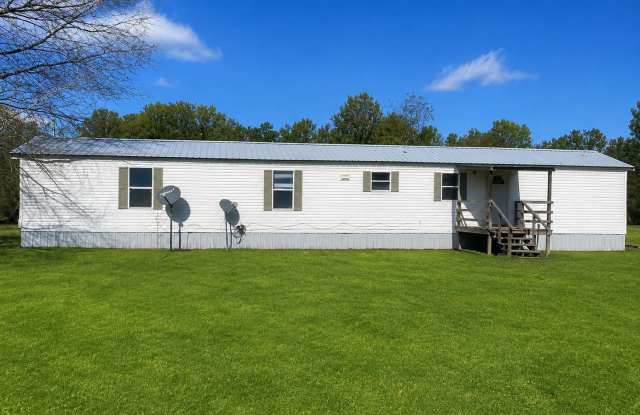 Country living with spacious front and backyard - 4 beds/ 2bath available now!! photos photos